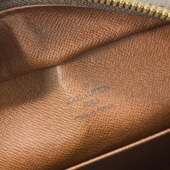 LOUIS VUITTON Cite MM Monogram - Shoulder Bag Monogram Canvas 879-071725 - Picture 14 of 14